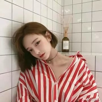 窈窕疯人院 封面